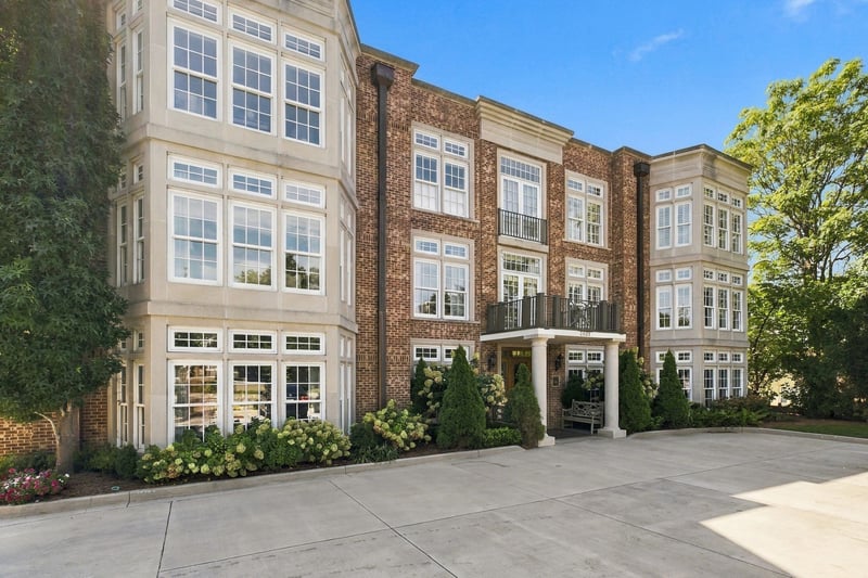 3821 West End Ave #202, Nashville, TN 37205