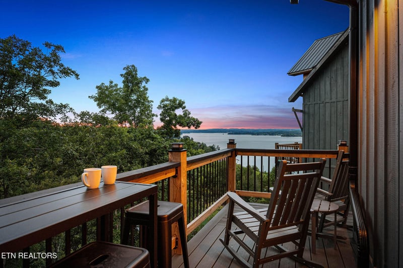 1390 Lake Haven Way, Sevierville, TN 37876