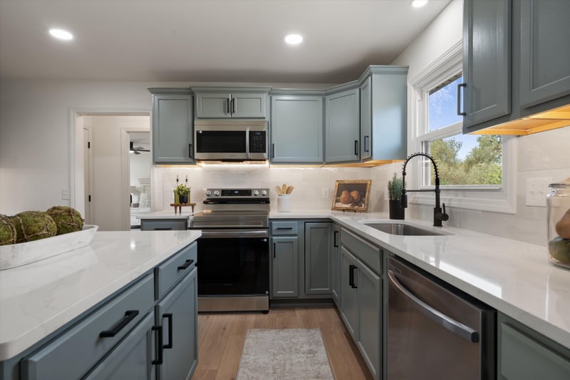 4074 Lake Pkwy, Hermitage, TN 37076