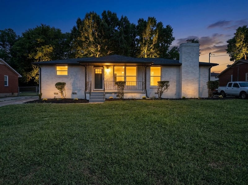 3865 Augusta Dr, Nashville, TN 37207