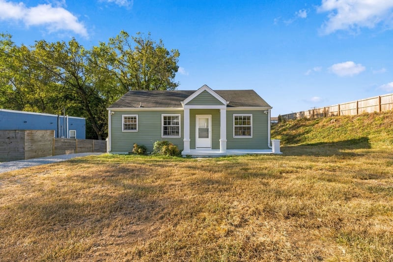 106 Dellway Dr, Nashville, TN 37207