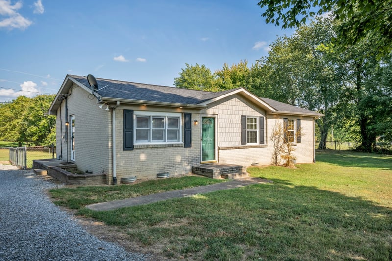 107 Reep Rd, Dickson, TN 37055