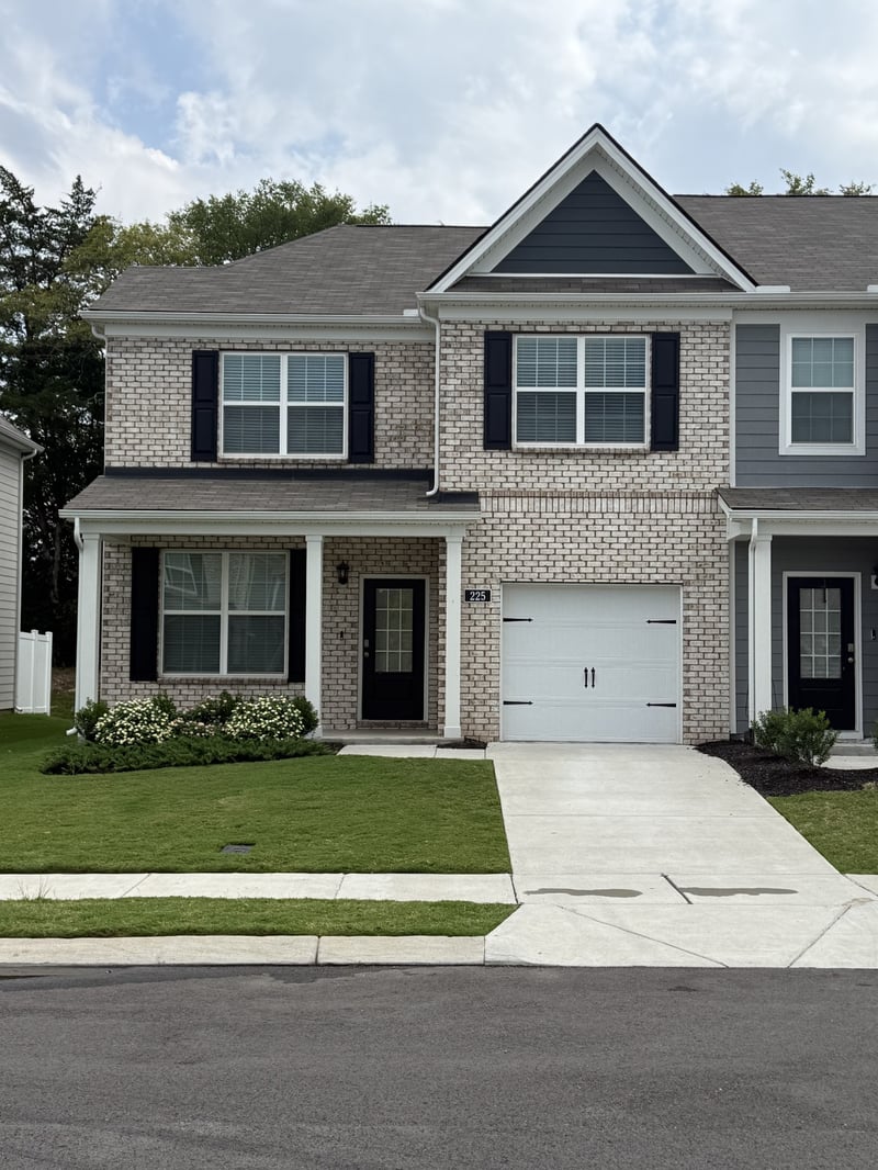 225 Hazel Ln, Lebanon, TN 37087