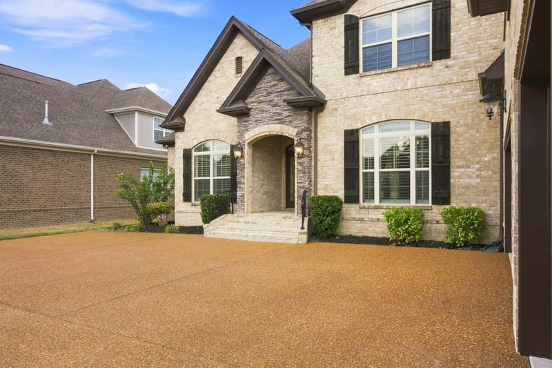 2152 Sugar Mill Dr, Nolensville, TN 37135