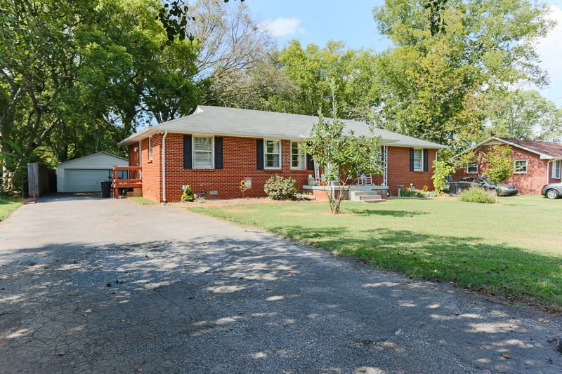 6641 Forrest Ln, Murfreesboro, TN 37129