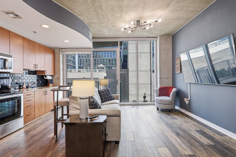301 Demonbreun St #812, Nashville, TN 37201