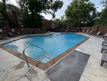 6935 Highland Park Dr, Nashville, TN 37205