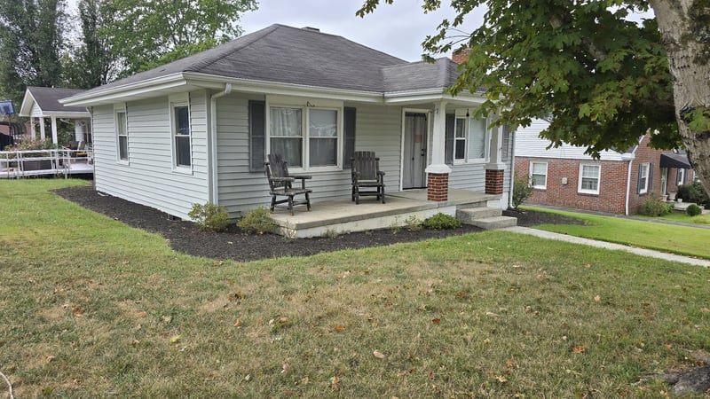 722 Jefferson Ave E, Carthage, TN 37030