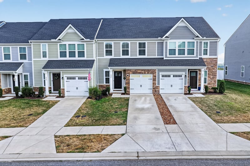 228 Pryor Dr, Gallatin, TN 37066