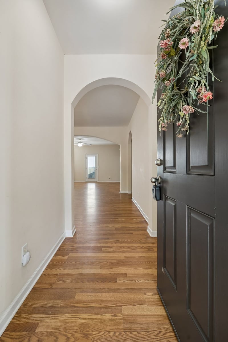 1075 Riverwood Village Blvd, Hermitage, TN 37076