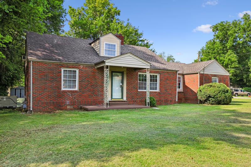 929 Greenland Dr, Murfreesboro, TN 37130