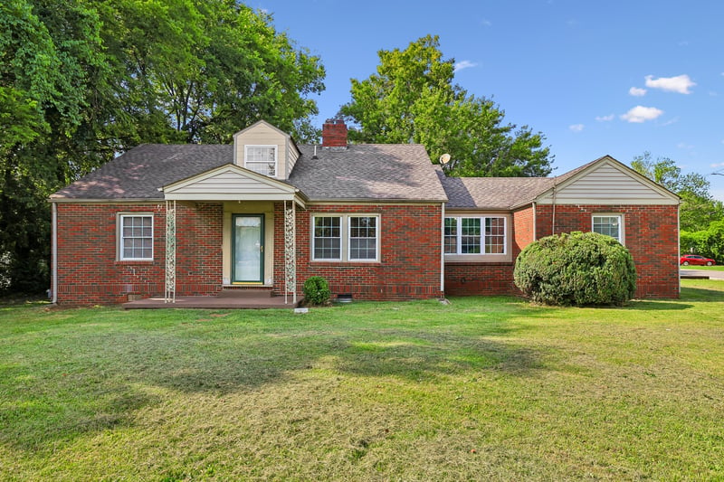 929 Greenland Dr, Murfreesboro, TN 37130