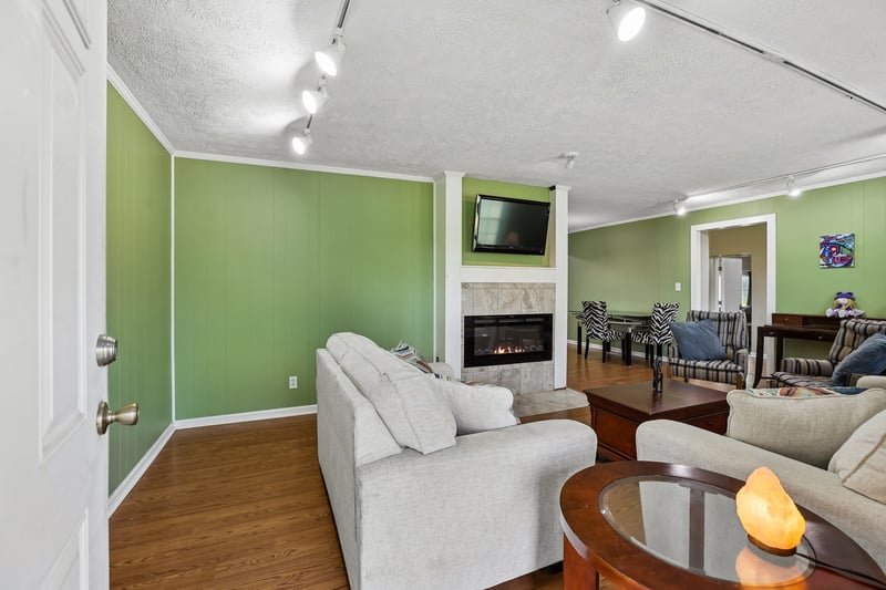 929 Greenland Dr, Murfreesboro, TN 37130