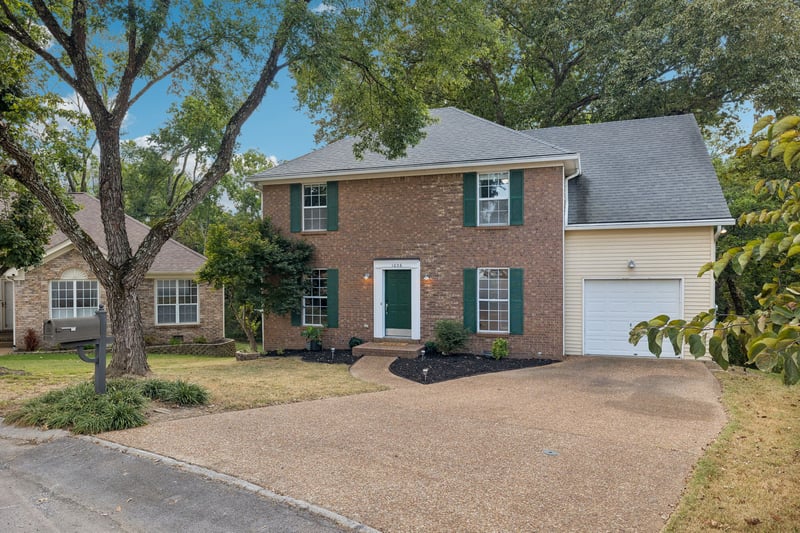 1036 Tonyawood Dr, Old Hickory, TN 37138