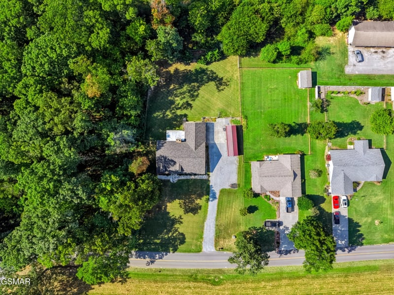 1511 Snapp Rd, Sevierville, TN 37862