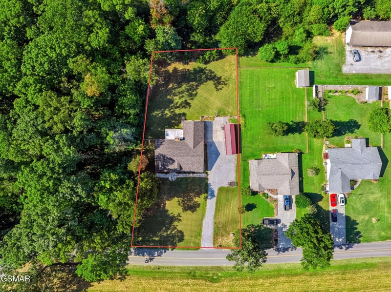 1511 Snapp Rd, Sevierville, TN 37862