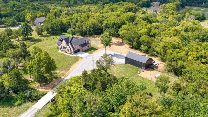 7312 Woodfin Rd, Christiana, TN 37037