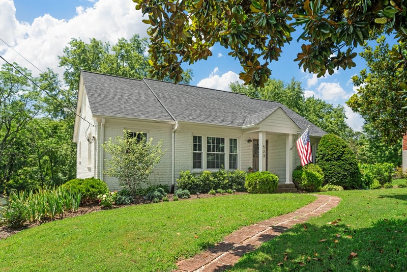 523 Crieve Rd, Nashville, TN 37220