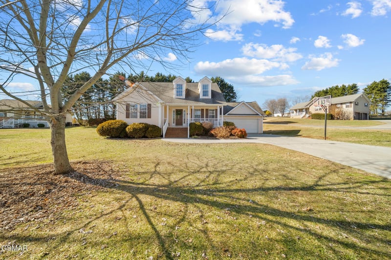 236 Dove Dr, Sevierville, TN 37876