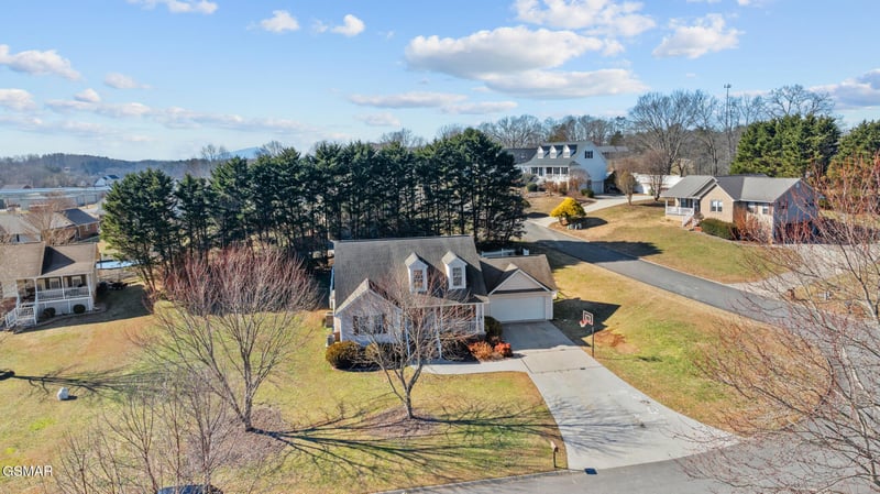 236 Dove Dr, Sevierville, TN 37876