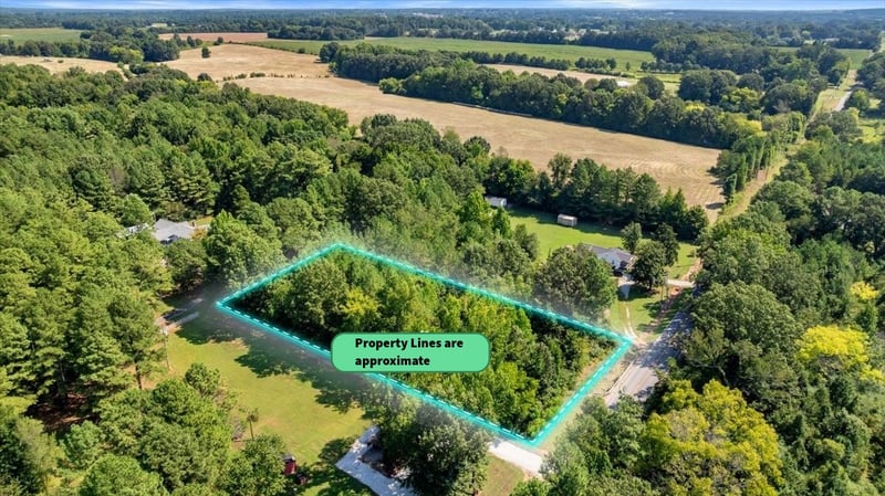 7609 Snake Rd, Athens, AL 35611