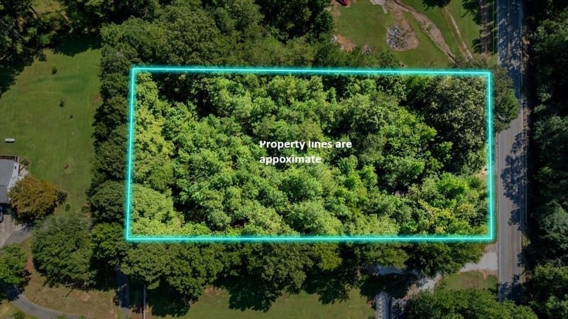 7609 Snake Rd, Athens, AL 35611