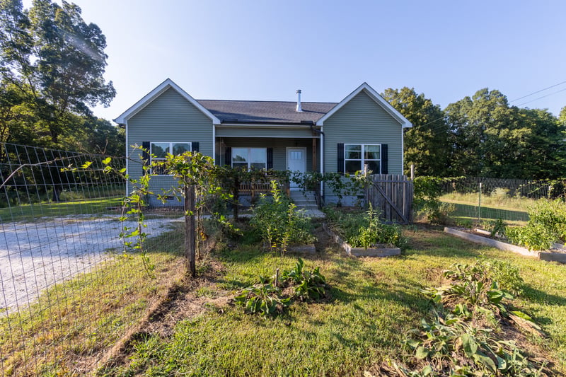804 Nels Adams Rd, Dickson, TN 37055