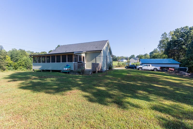 804 Nels Adams Rd, Dickson, TN 37055