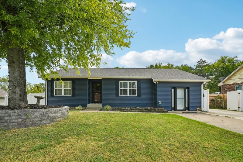 1124 Nelson Dr, Madison, TN 37115