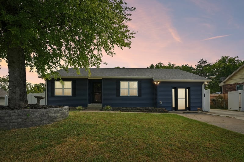 1124 Nelson Dr, Madison, TN 37115