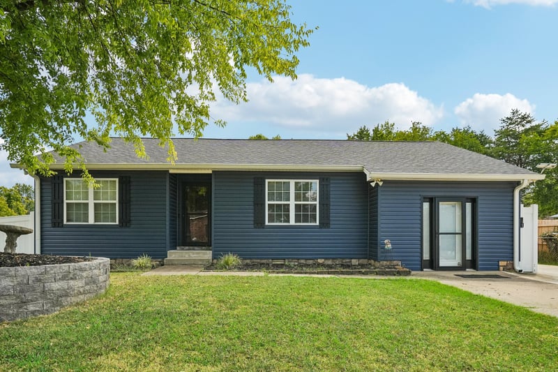 1124 Nelson Dr, Madison, TN 37115