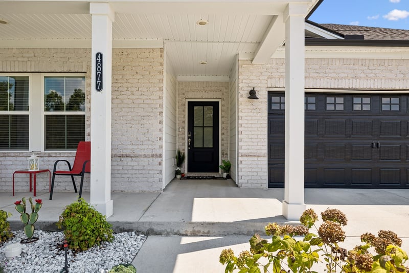 4877 Myra Dr, Hermitage, TN 37076