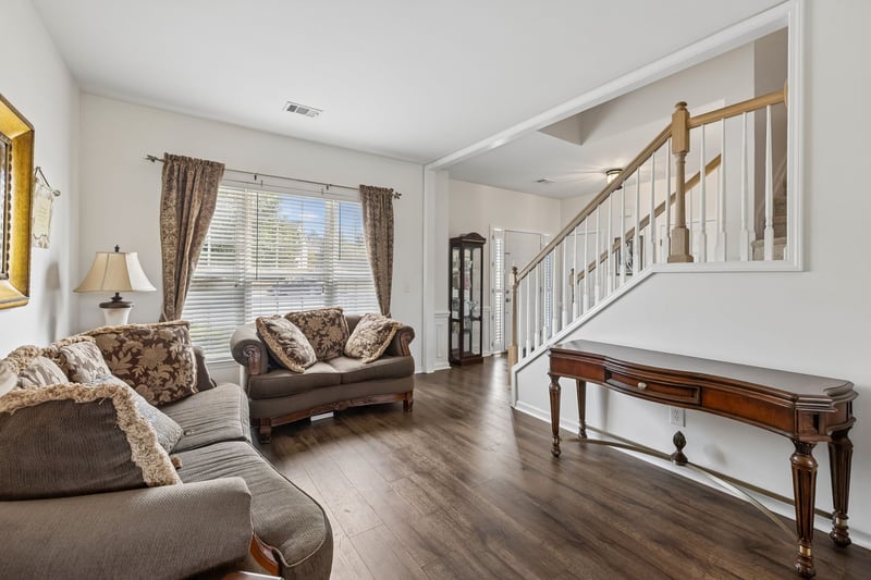 1713 Kendall Cove Ln, Mount Juliet, TN 37122