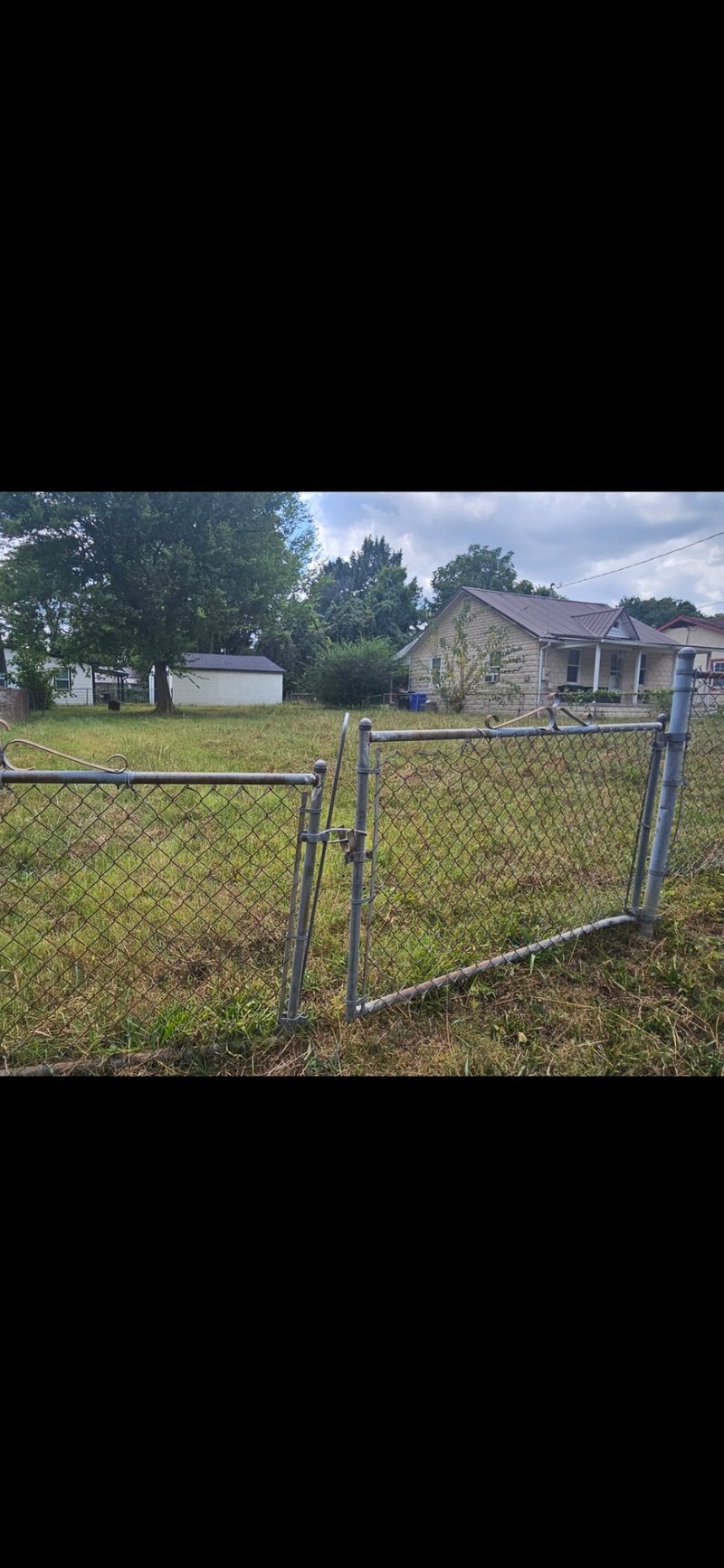 318 E 16th St, Columbia, TN 38401