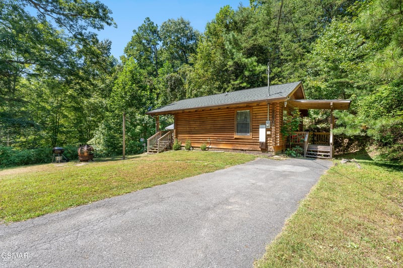 1284 Laurel Lick Rd #2, Sevierville, TN 37862