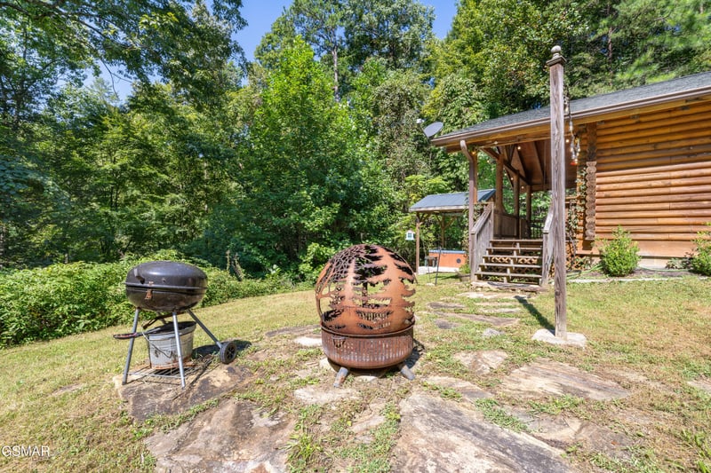 1284 Laurel Lick Rd #2, Sevierville, TN 37862