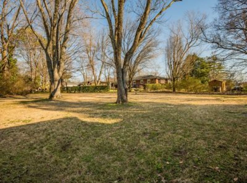 4904 Trousdale Dr, Nashville, TN 37220