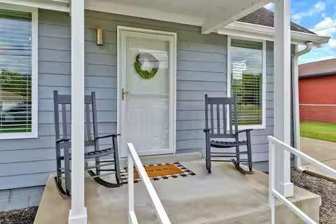 209 Campus Dr, Hendersonville, TN 37075