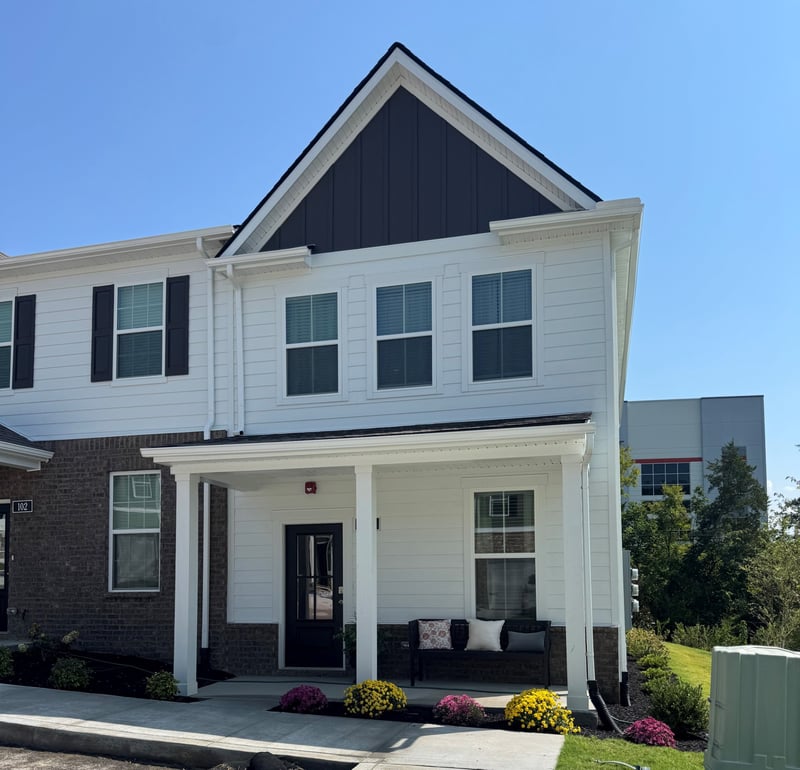 114 Dry Cy, La Vergne, TN 37086