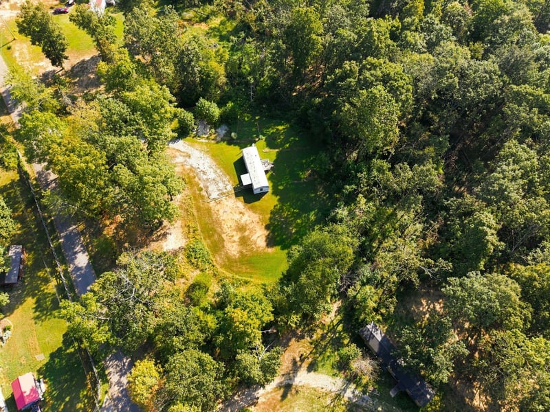 161 Oaktree Ln, Dickson, TN 37055