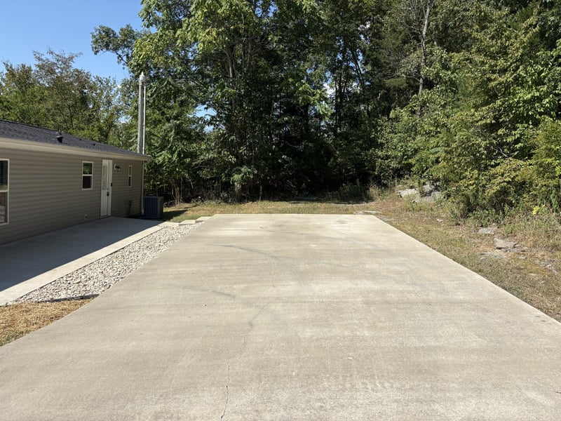 398 Hiwassee Rd, Lebanon, TN 37087