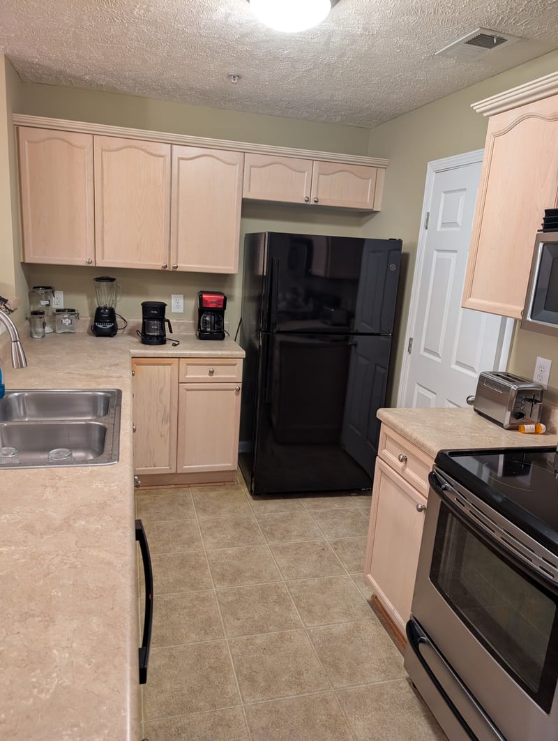 2360 Highway 31 W #202, White House, TN 37188