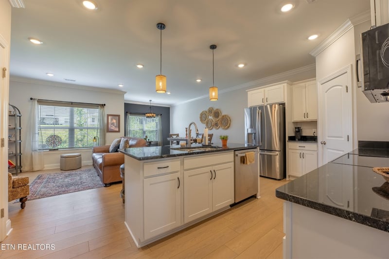 7364 Sun Blossom Ln, Knoxville, TN 37924