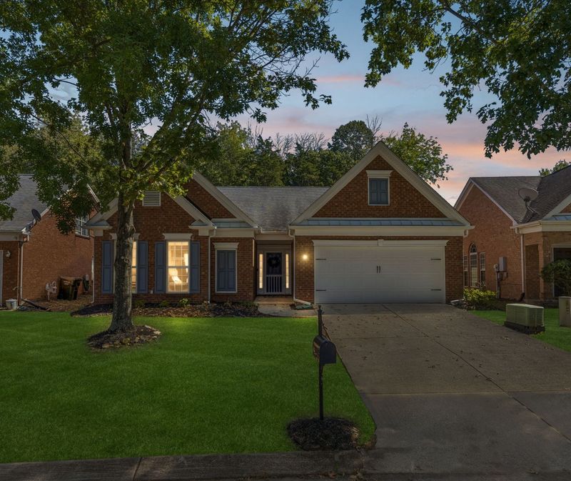 9725 Northfork Dr, Brentwood, TN 37027