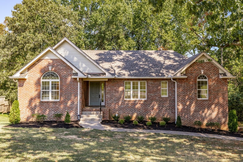 3005 Lana Ln, Greenbrier, TN 37073