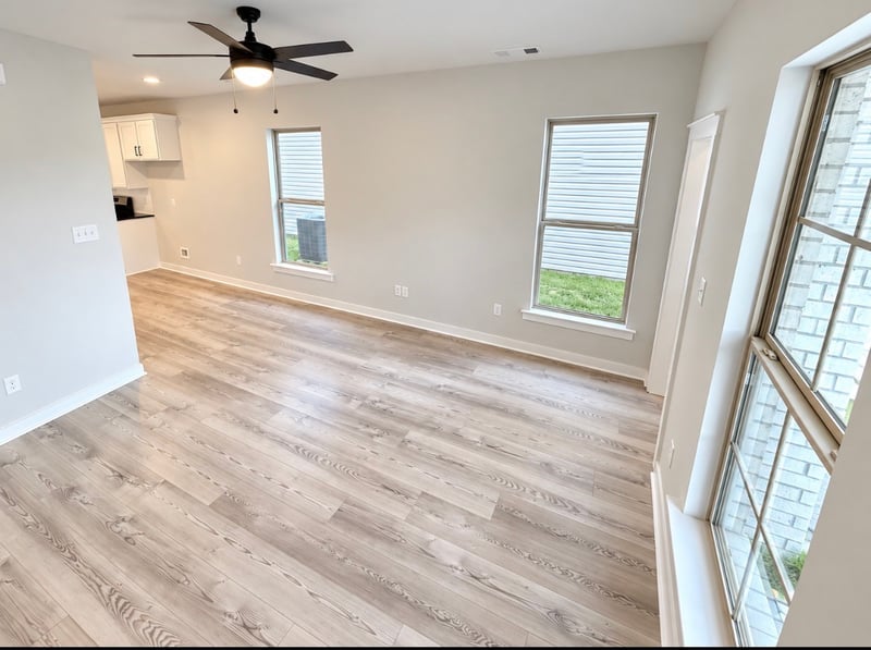 110 Florence Cv, Burns, TN 37029