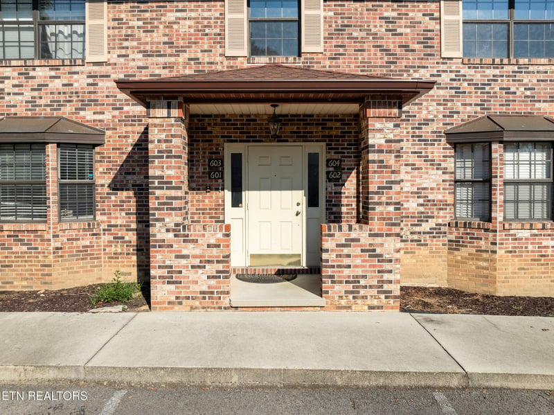 810 Highland Dr #604, Knoxville, TN 37912