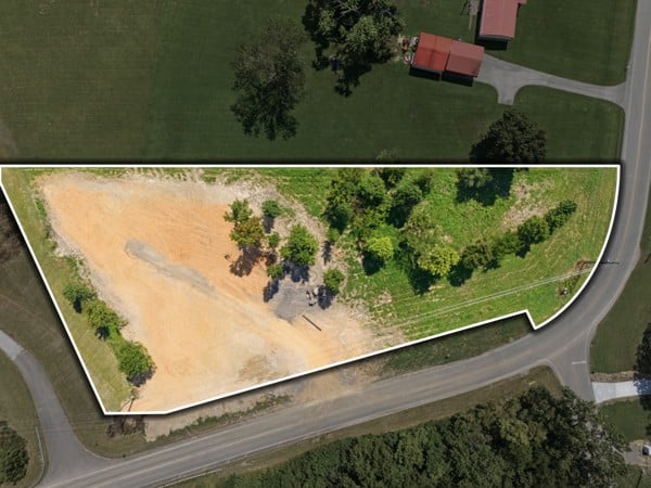 7468 Deer Ridge Rd, Primm Springs, TN 38476