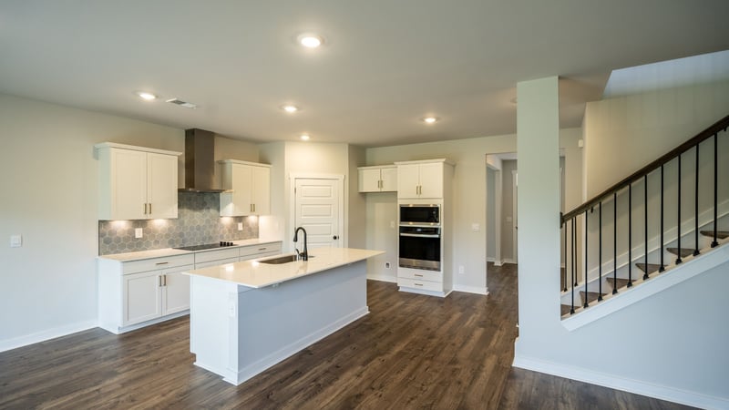4300 Scarlet Ct, Columbia, TN 38401