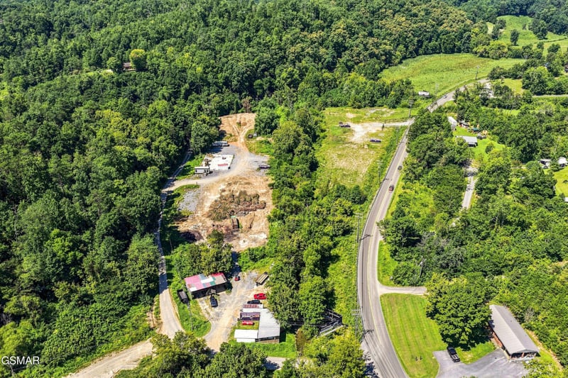 1549 Clabo Hollow Rd, Sevierville, TN 37876